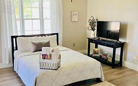 Little Hollywood Suite @ The Historic Kanab Inn